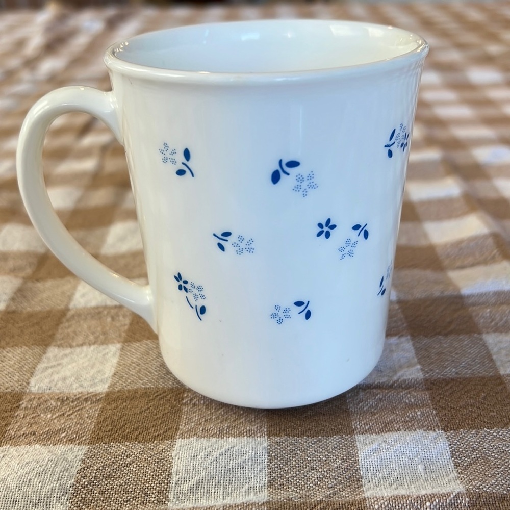 Vintage Corning Mug cottage blue floral
